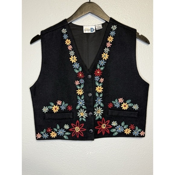 Paul Harris Sweaters - Vintage Paul Harris Floral Embroidered Black Wool Vest Womens Small Grandma Core